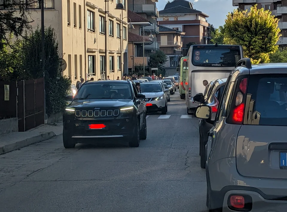 Viabilità ad Atri, Azione: in via Finocchi la velocità va ridotta, la sicurezza va garantita
